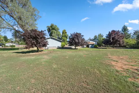 1523 Mistletoe Ln, Redding, CA 96002 photo 50
