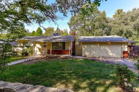 5738 Bell Rd, Redding, CA 96001 photo 2