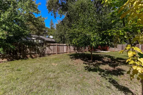 5738 Bell Rd, Redding, CA 96001 photo 24