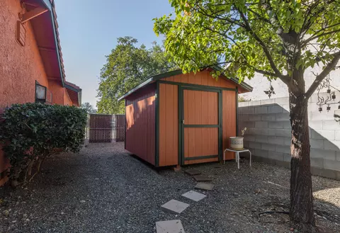 2565 Rainbow Ln, Redding, CA 96002 photo 30