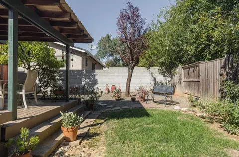 2565 Rainbow Ln, Redding, CA 96002 photo 27