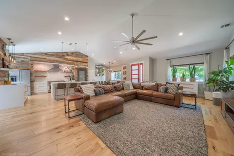 11429 Hawley Rd, Redding, CA 96003 photo 5