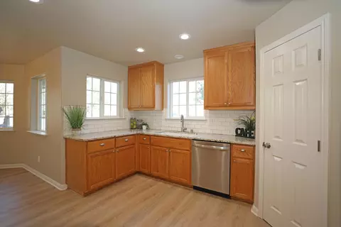 6570 Oak St, Anderson, CA 96007 photo 7