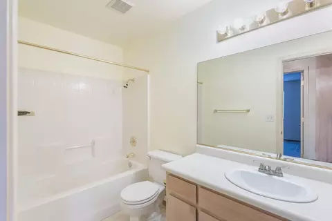 3490 Old Lantern Dr, Redding, CA 96003 photo 10