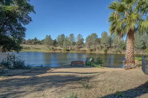 1996 Balzac Ct, Redding, CA 96003 photo 3