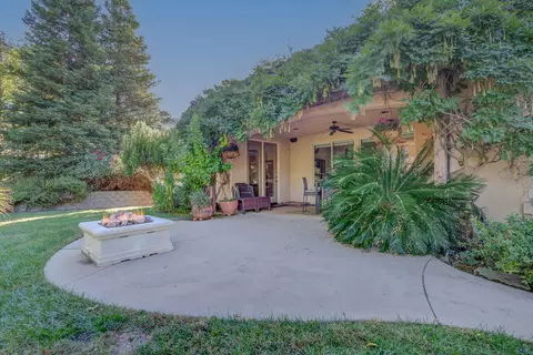 1996 Balzac Ct, Redding, CA 96003 photo 5