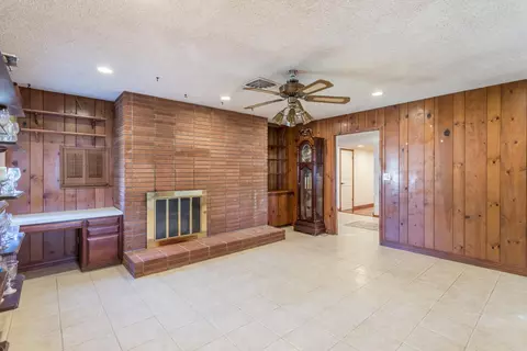660 Gary Ct, Redding, CA 96002 photo 8