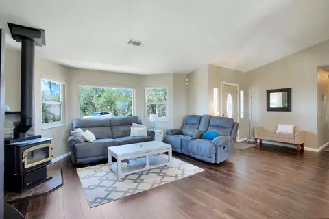 13891 Green Mountain Trl, Redding, CA 96003 photo 8