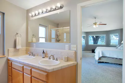 13891 Green Mountain Trl, Redding, CA 96003 photo 26