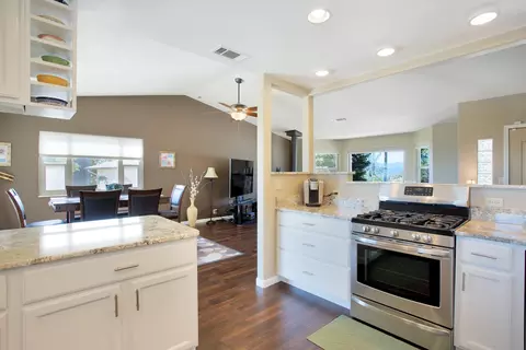 13891 Green Mountain Trl, Redding, CA 96003 photo 14