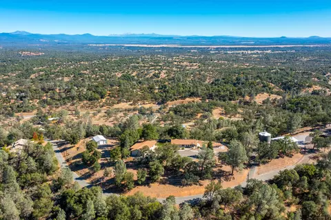 13891 Green Mountain Trl, Redding, CA 96003 photo 52