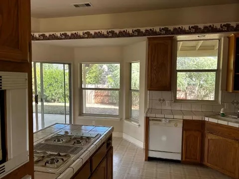 2155 Adirondack Dr, Redding, CA 96001 photo 8
