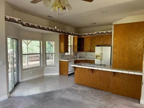 2155 Adirondack Dr, Redding, CA 96001 photo 5