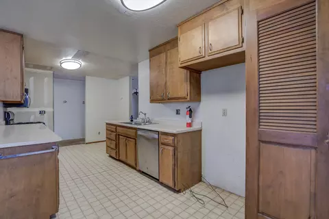 1894 Wheeler St, Redding, CA 96002 photo 13