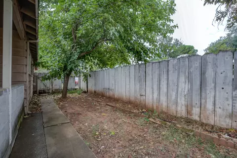 1894 Wheeler St, Redding, CA 96002 photo 28