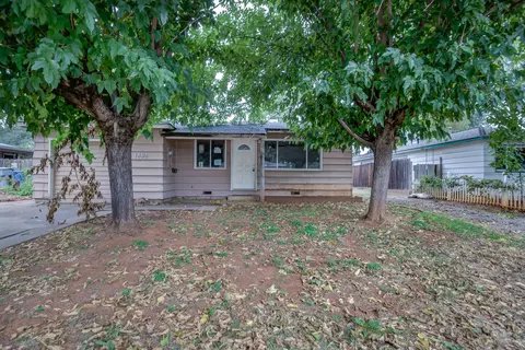 1894 Wheeler St, Redding, CA 96002 photo 34