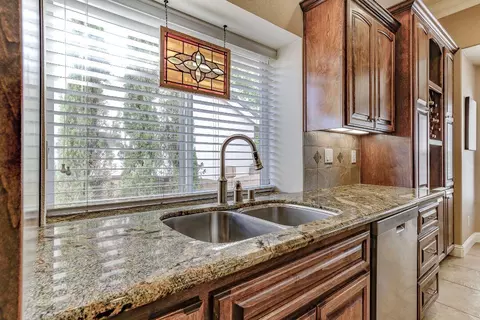 380 Franciscan Trl, Redding, CA 96003 photo 20