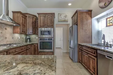 380 Franciscan Trl, Redding, CA 96003 photo 18