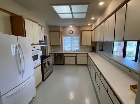 380 Franciscan Trl, Redding, CA 96003 photo 68
