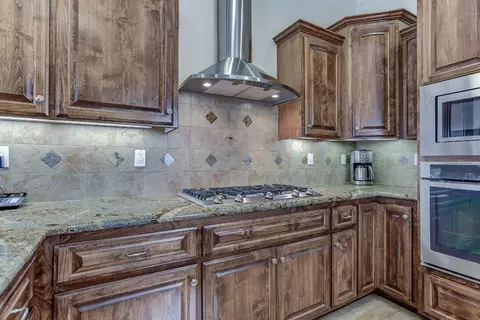 380 Franciscan Trl, Redding, CA 96003 photo 19