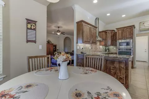 380 Franciscan Trl, Redding, CA 96003 photo 16