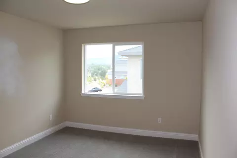 897 Congaree Ln, Redding, CA 96001 photo 10