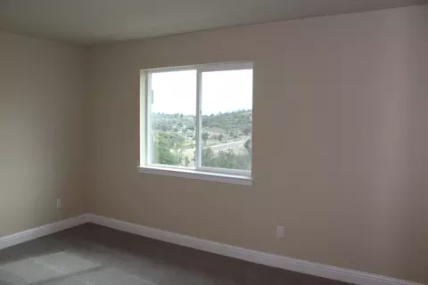 897 Congaree Ln, Redding, CA 96001 photo 11