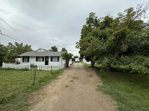 25325 Tehama Vina Rd, Los Molinos, CA 96055