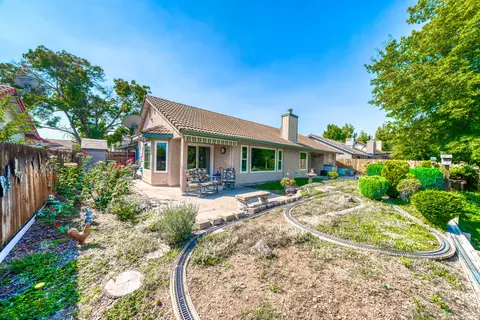 3870 Rushmore Dr, Redding, CA 96001 photo 21