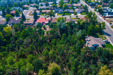 3870 Rushmore Dr, Redding, CA 96001 photo 33