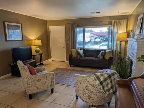 Living - 1130 Shasta Ave, Red Bluff, CA 96080 photo 3 of 3