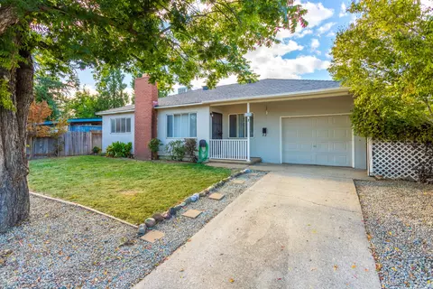 1508 Jeffries Ave, Anderson, CA 96007
