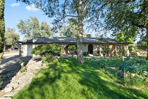 10209 Swede Creek Rd, Palo Cedro, CA 96073