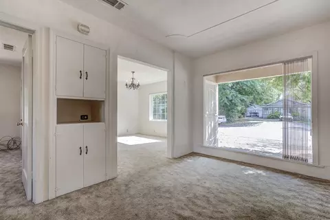2230 Concord Ln, Redding, CA 96001 photo 5