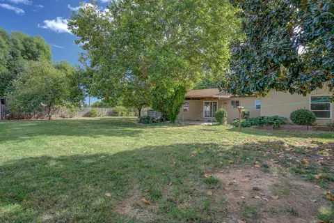 2230 Concord Ln, Redding, CA 96001 photo 35