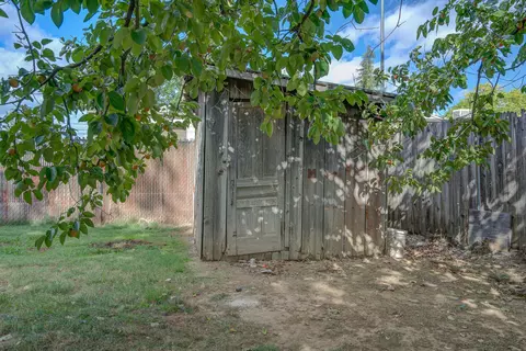 2230 Concord Ln, Redding, CA 96001 photo 37