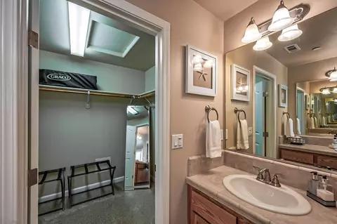 647 Valleybrook Dr, Redding, CA 96003 photo 22