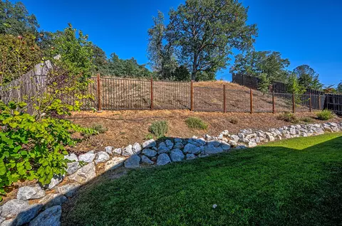 647 Valleybrook Dr, Redding, CA 96003 photo 37