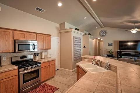 647 Valleybrook Dr, Redding, CA 96003 photo 8