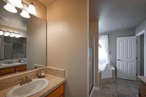 647 Valleybrook Dr, Redding, CA 96003 photo 20