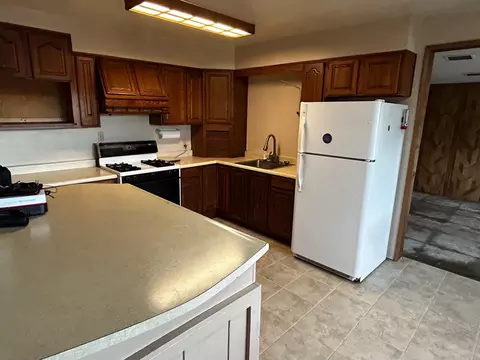 1291 Mcgregor Ave, Petaluma, CA 94954 photo 3