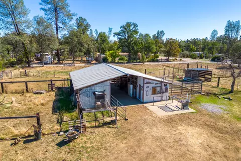 12141 Cinder Rd, Redding, CA 96003 photo 3