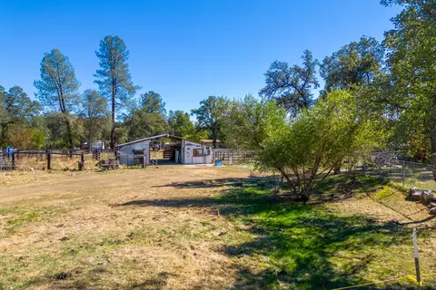 12141 Cinder Rd, Redding, CA 96003 photo 11
