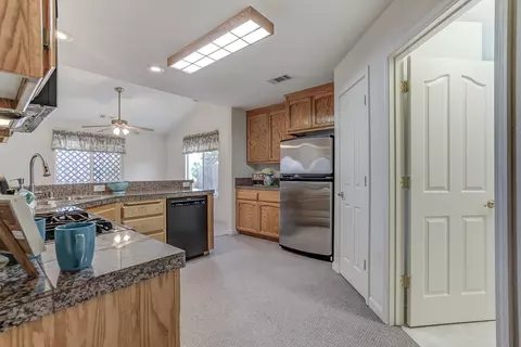 1014 River Ridge Dr, Redding, CA 96003 photo 18