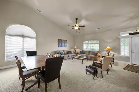 5767 Diamond Ridge Dr, Redding, CA 96003 photo 8