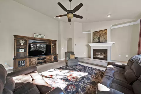 5767 Diamond Ridge Dr, Redding, CA 96003 photo 14