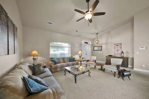5767 Diamond Ridge Dr, Redding, CA 96003 photo 9
