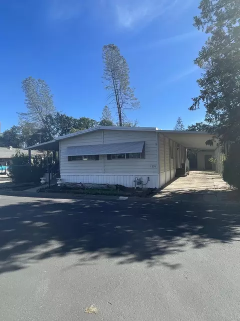 1291 Menomenee Ln, Redding, CA 96003 photo 12