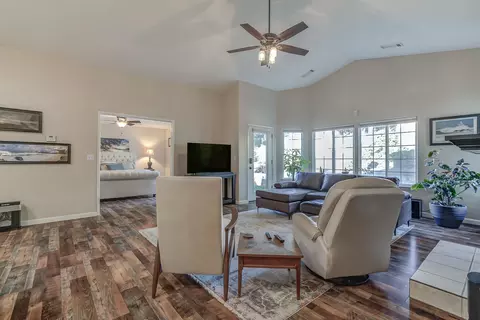 790 Stonebriar Trl, Redding, CA 96003 photo 7