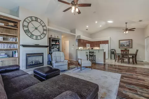 790 Stonebriar Trl, Redding, CA 96003 photo 11